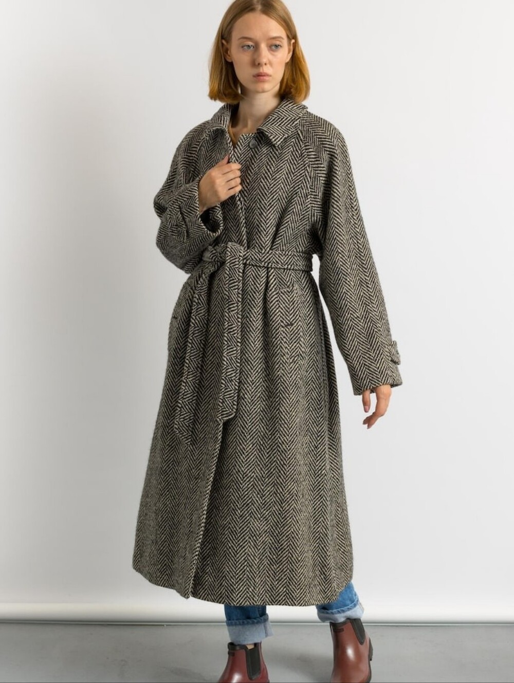 Vintage Burberrys Irish Tweed Coat – 100% Wool Herringbone Long Belted Overcoat